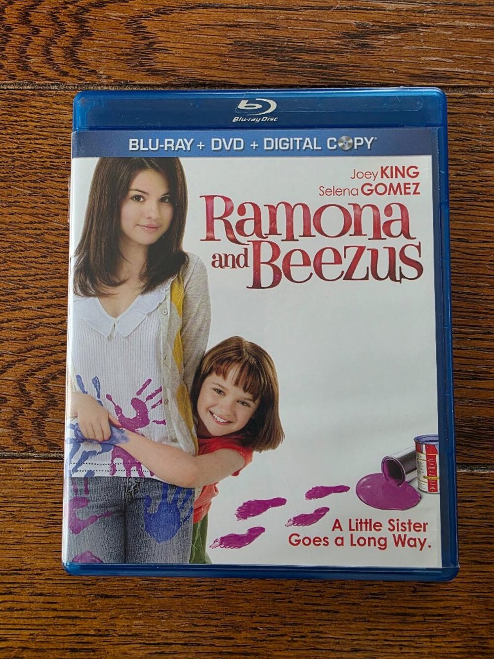 Ramona and Beezus Blu-Ray + DVD Combo Pack (2010 Family Comedy) - Like New